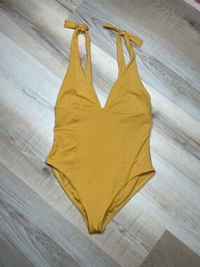 L Space One Piece Swimsuit Mustard Yellow Tie Shoulder Plunge Size 10